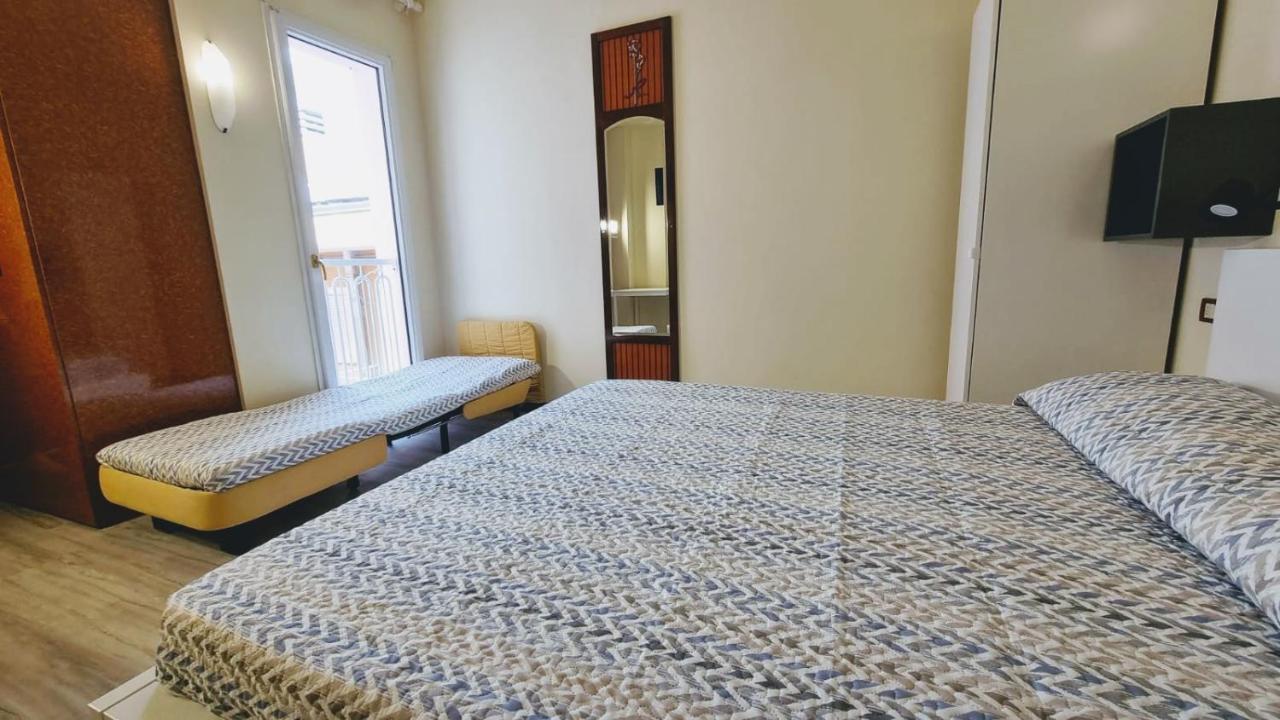 Rosa 3* Gabicce Mare