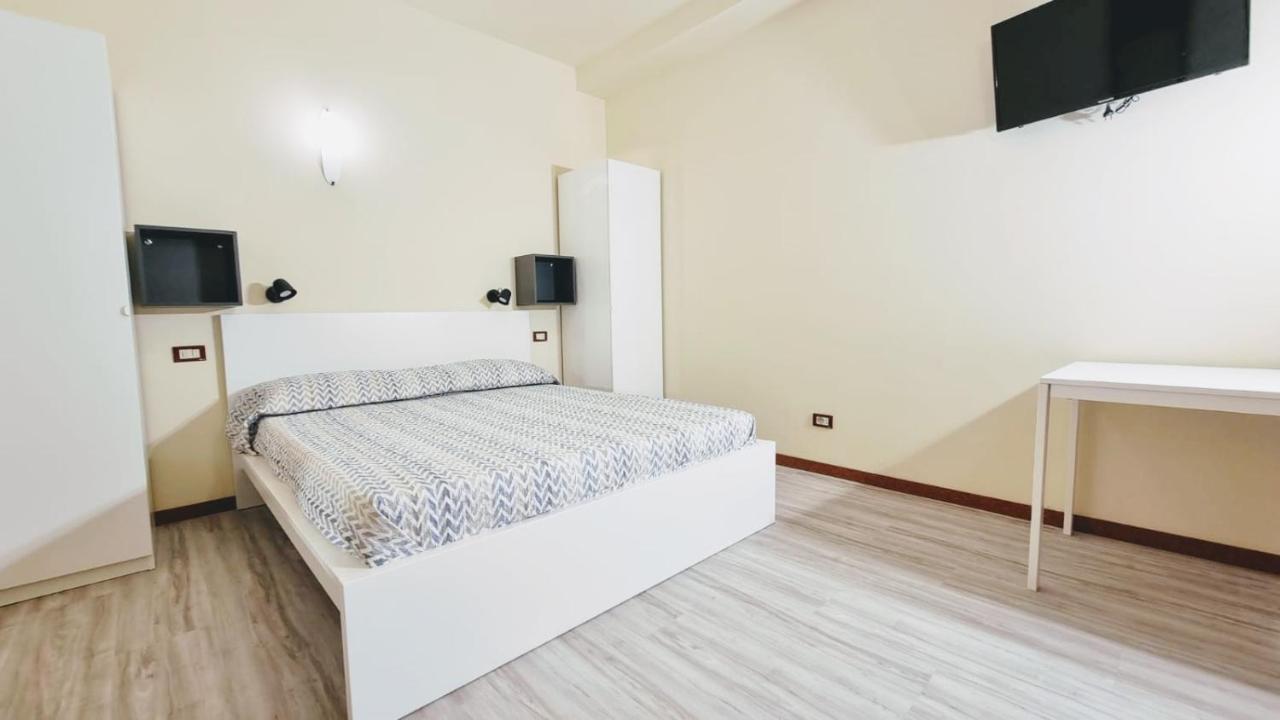 Rosa Apartahotel