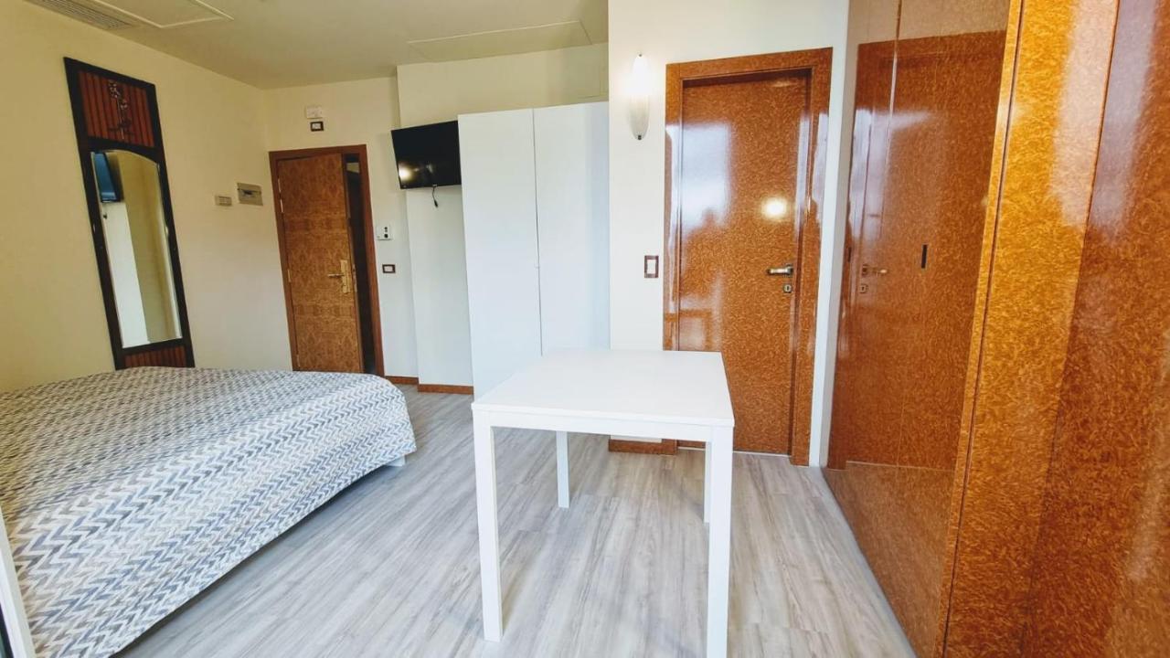 Apartahotel Rosa Gabicce Mare