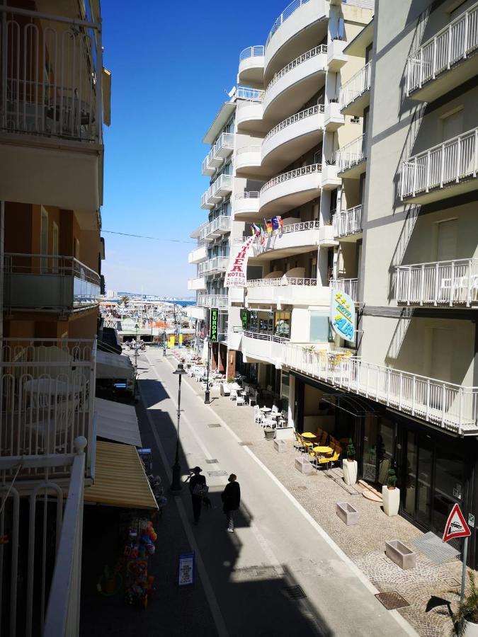 Rosa 3* Gabicce Mare