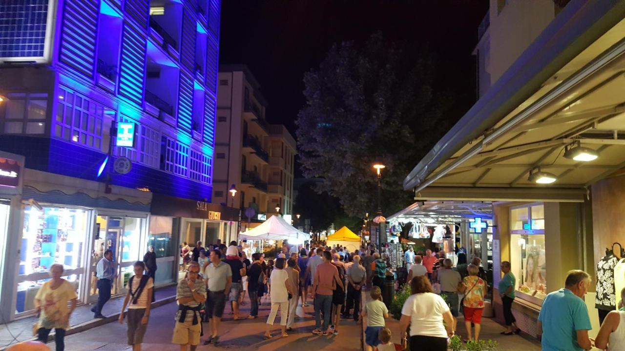 Rosa Apartahotel