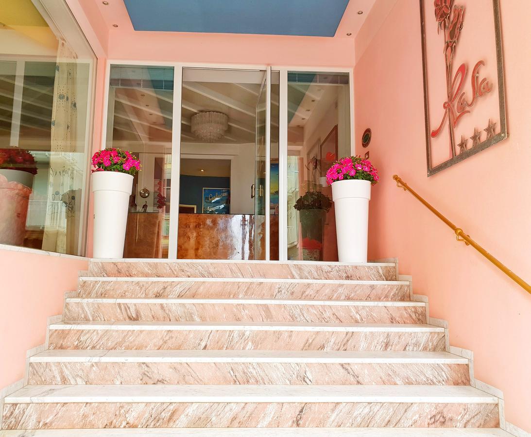 Rosa 3* Gabicce Mare